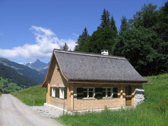 Das Schualhüsli Bitschweil kann im Sommer jeden Sonntag besichtigt werden.