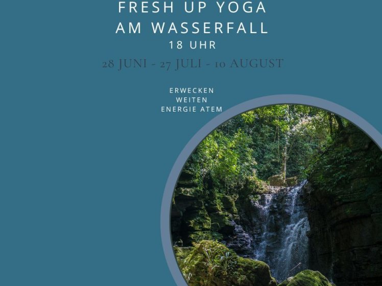Fresh up Yoga am Wasserfall
